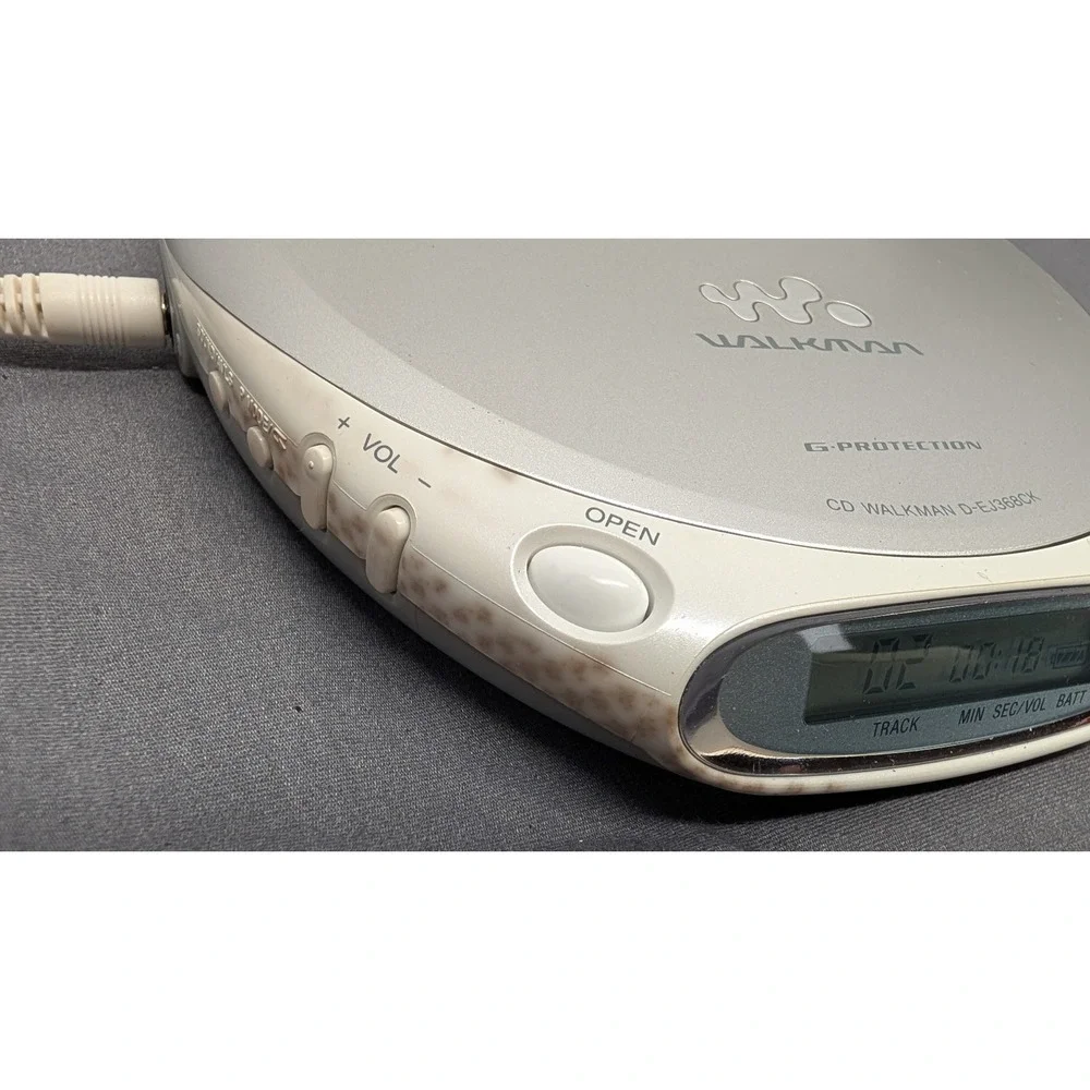Sony CD Walkman D-EJ368CK Silver Portable Player Bundle G-Protection Car Ready